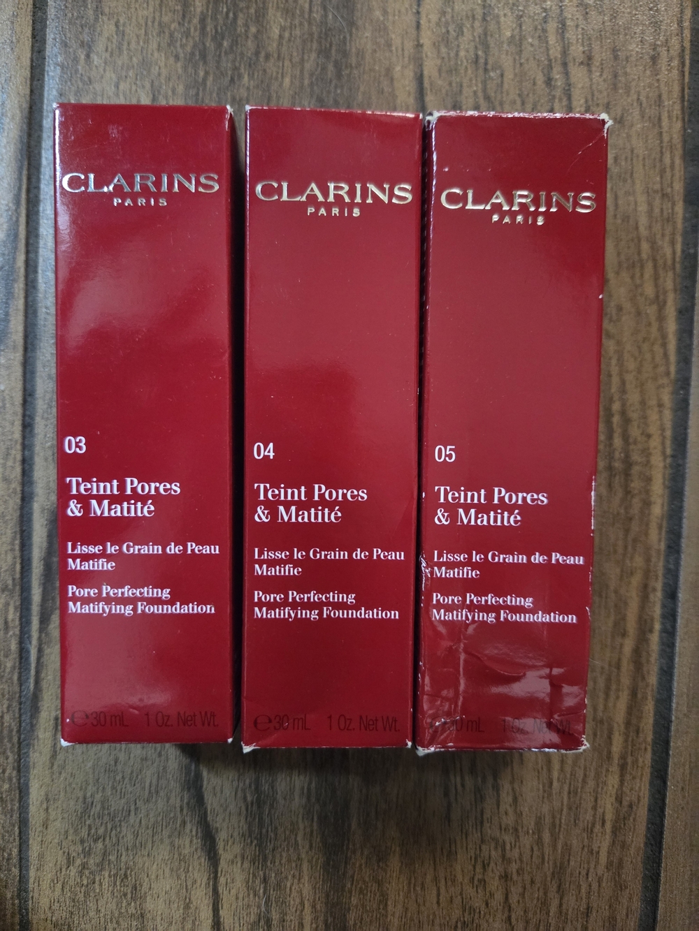 Clarins Pore Perfecting Matifying Foundation Choose From 3 Shades (NEW IN BOX)
